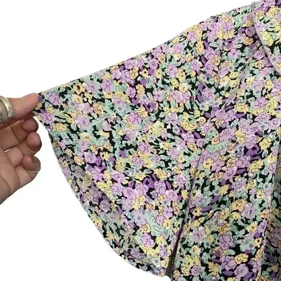 ONLY Floral Wrap Dress - Picture 6 of 9